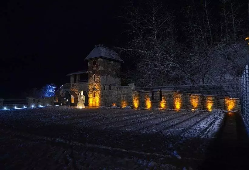 فندق Kavalier Boutique