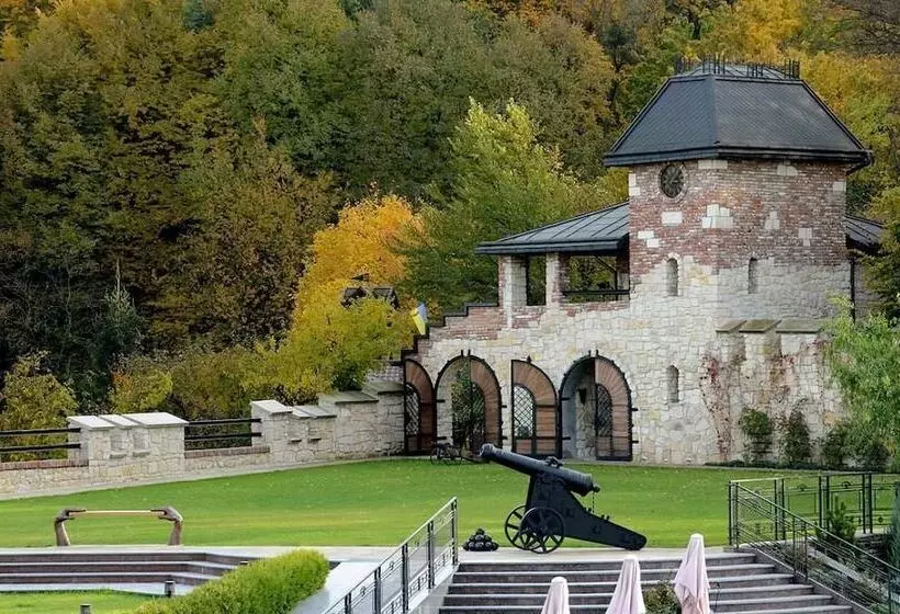 فندق Kavalier Boutique