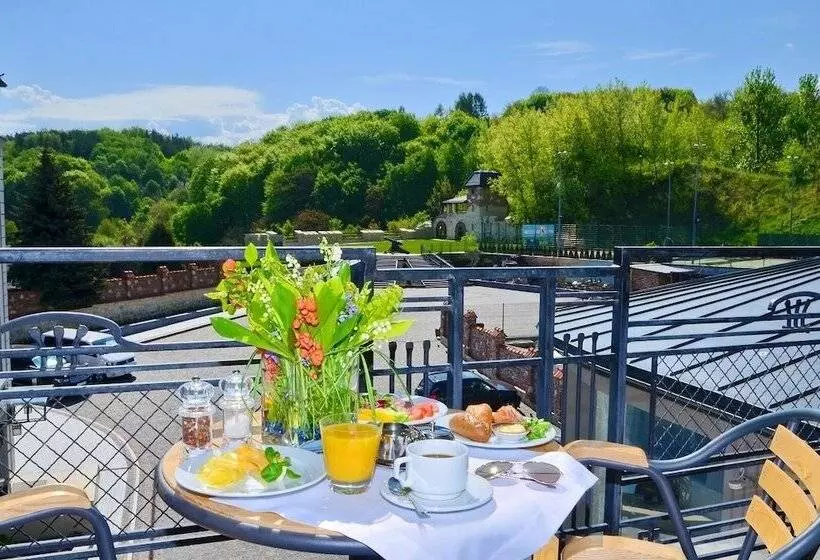 فندق Kavalier Boutique