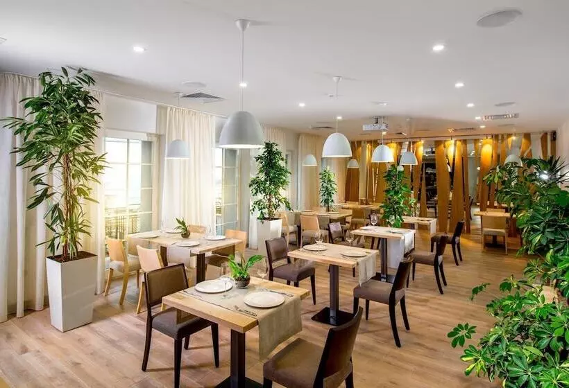 فندق Kavalier Boutique