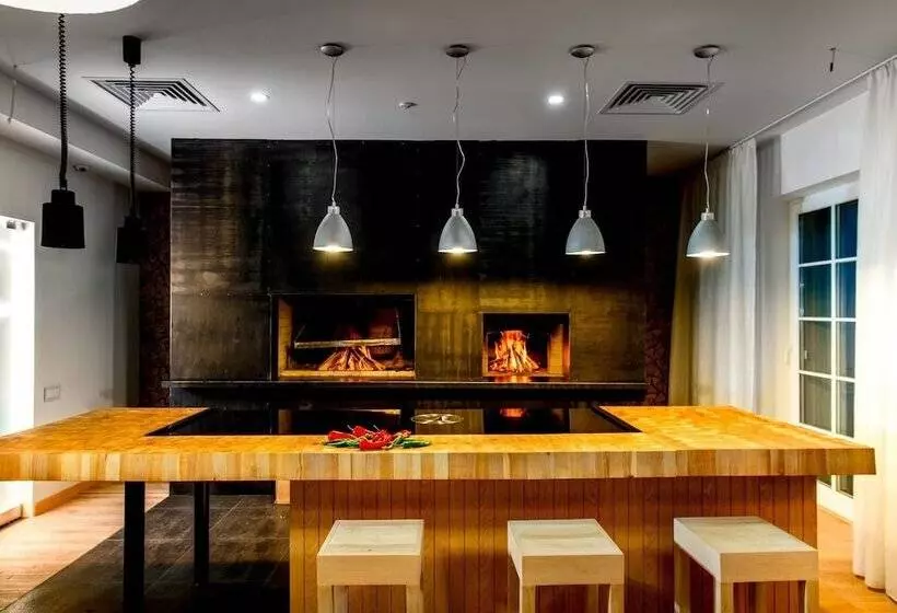 فندق Kavalier Boutique