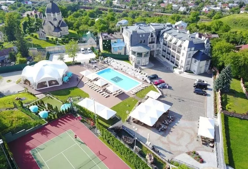 فندق Kavalier Boutique