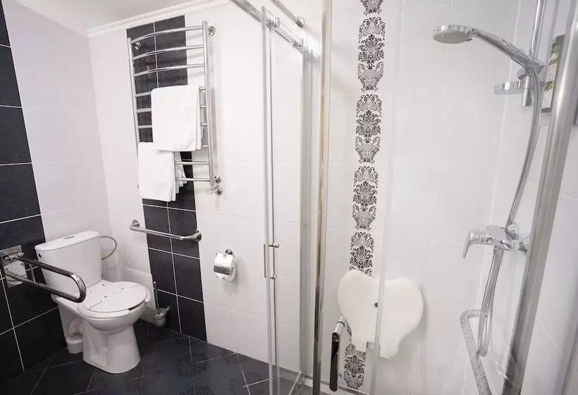 فندق Kavalier Boutique