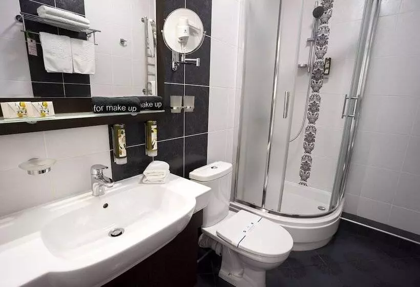 فندق Kavalier Boutique