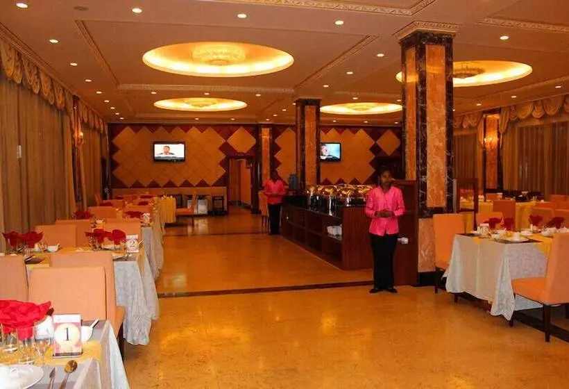 هتل Madagascar Golden Peacock