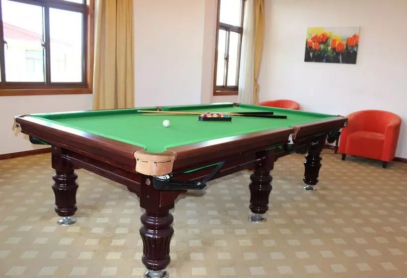 هتل Madagascar Golden Peacock