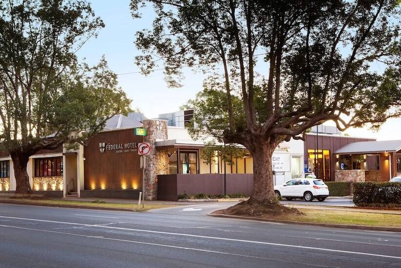 Nightcap At Federal Hotel Toowoomba