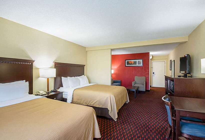 酒店 Quality Inn & Suites