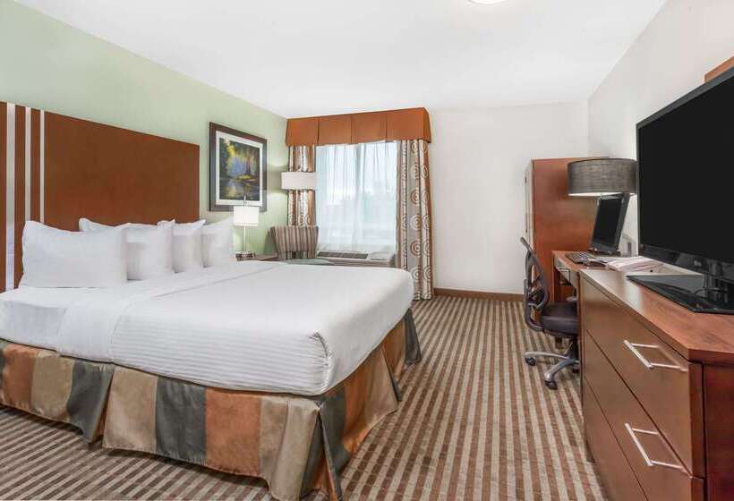 בית מלון כפרי Ramada By Wyndham Carlyle