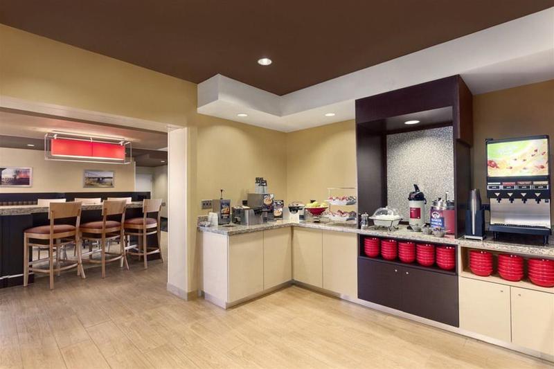 Отель Towneplace Suites By Marriott Harrisburg West/mechanicsburg