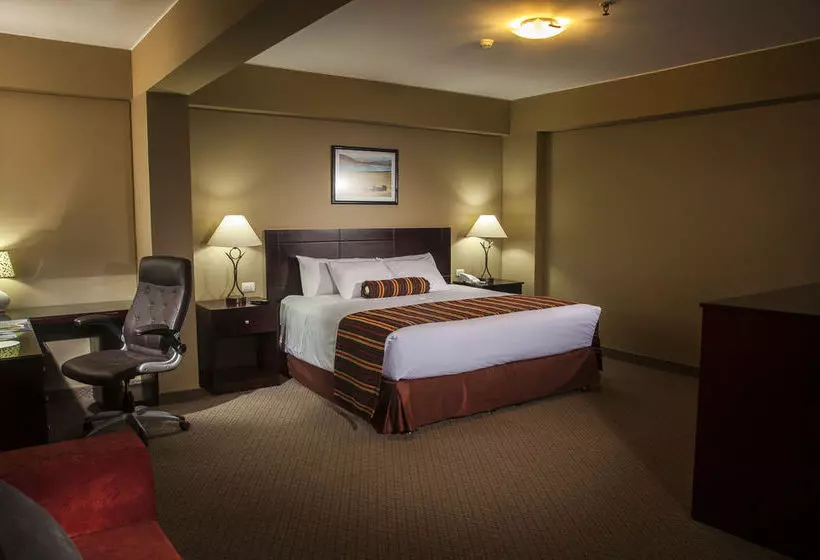 Hotel Wyndham Cusco Saqsayhuaman