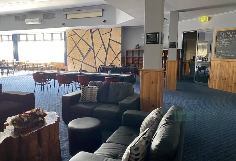 The Menai Hotel Motel