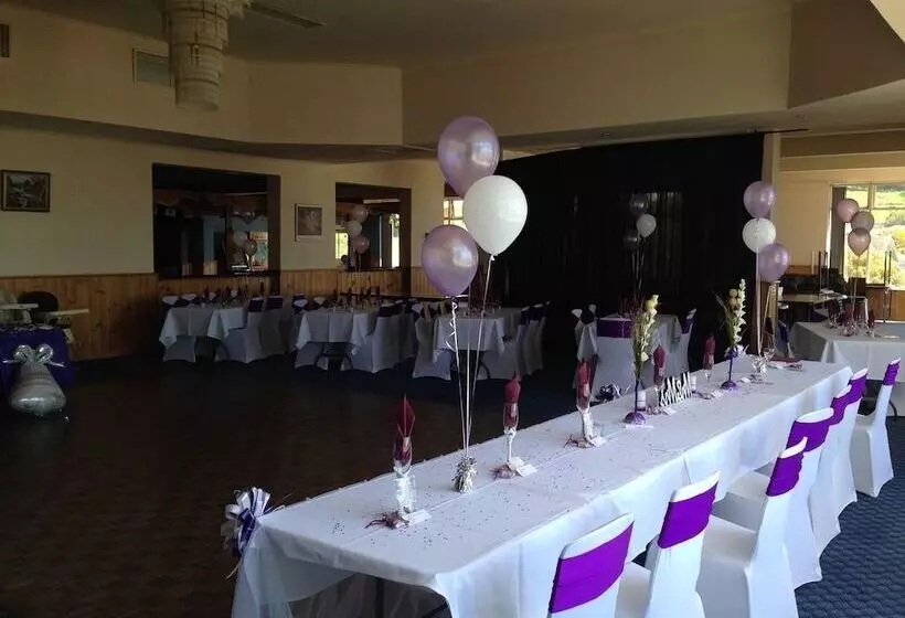 The Menai Hotel Motel