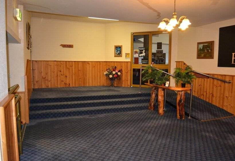 The Menai Hotel Motel