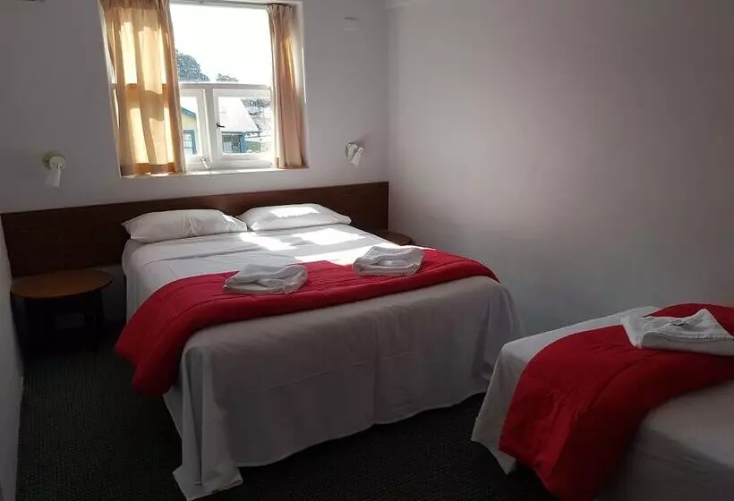 The Menai Hotel Motel