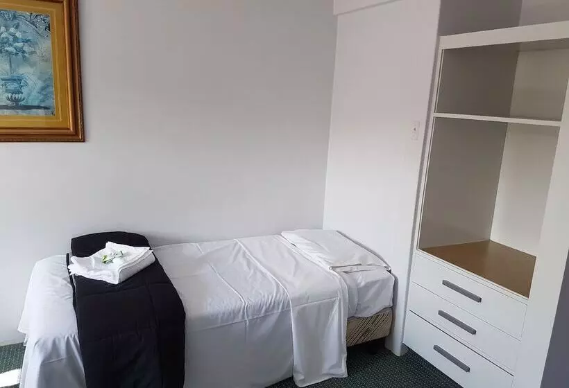 The Menai Hotel Motel