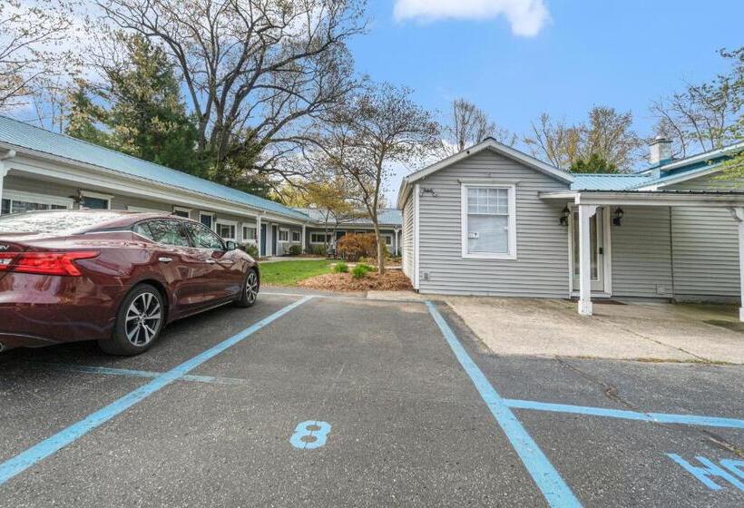 فندق Arrowhead Resort