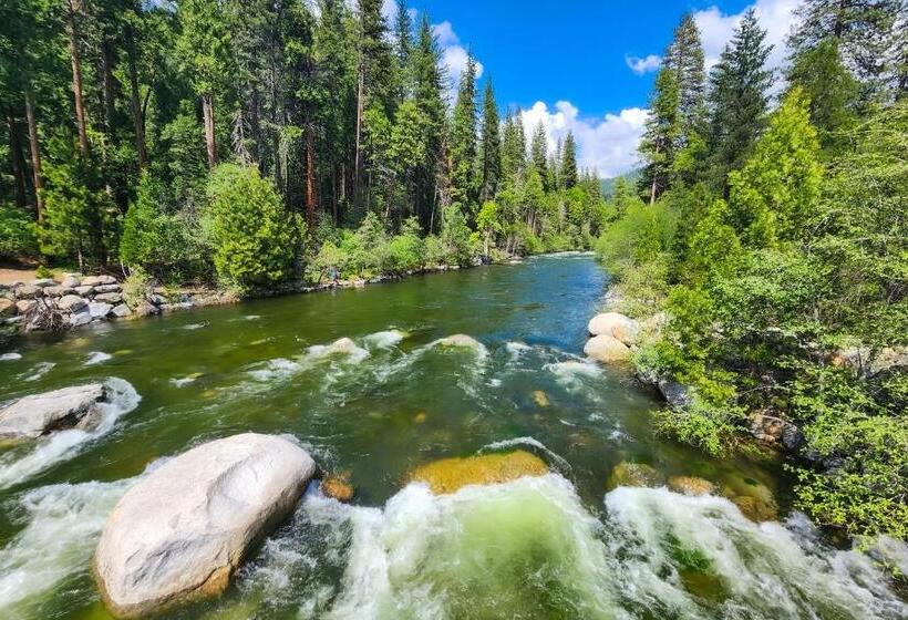 酒店 Wine & Woods Retreat