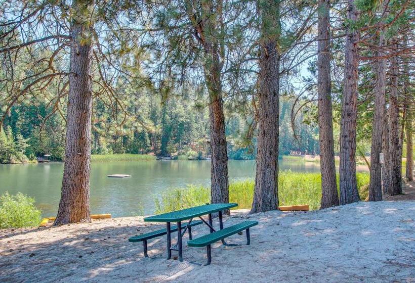 酒店 Wine & Woods Retreat