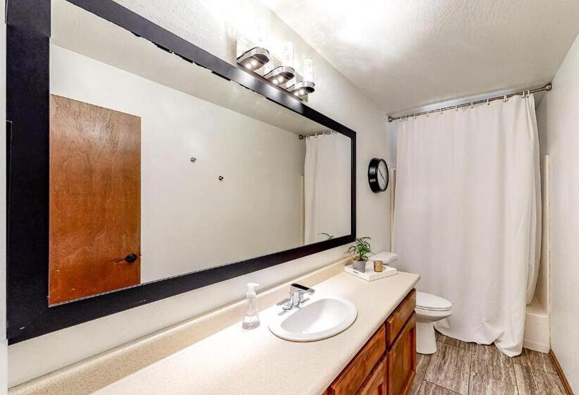 酒店 Wine & Woods Retreat