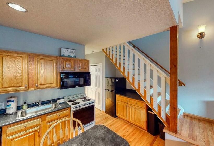 בית מלון כפרי Fall Line S209