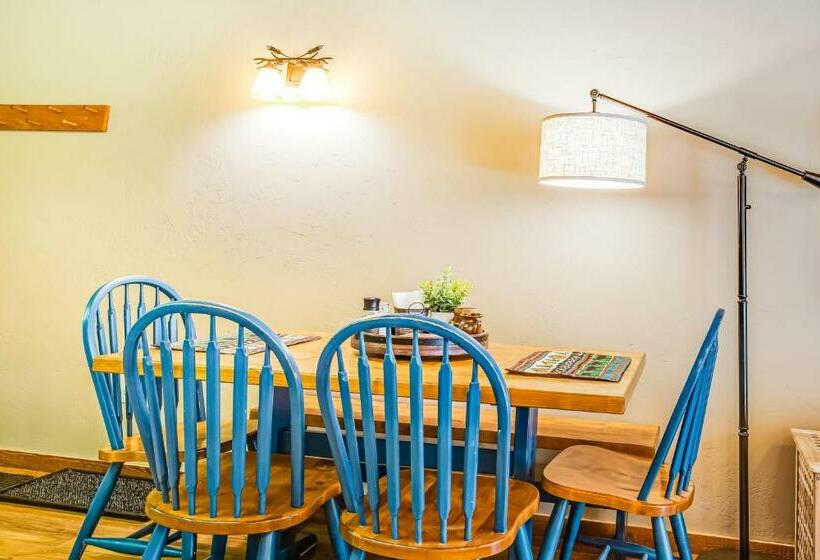 فندق 86 Pole Bridge Condominium