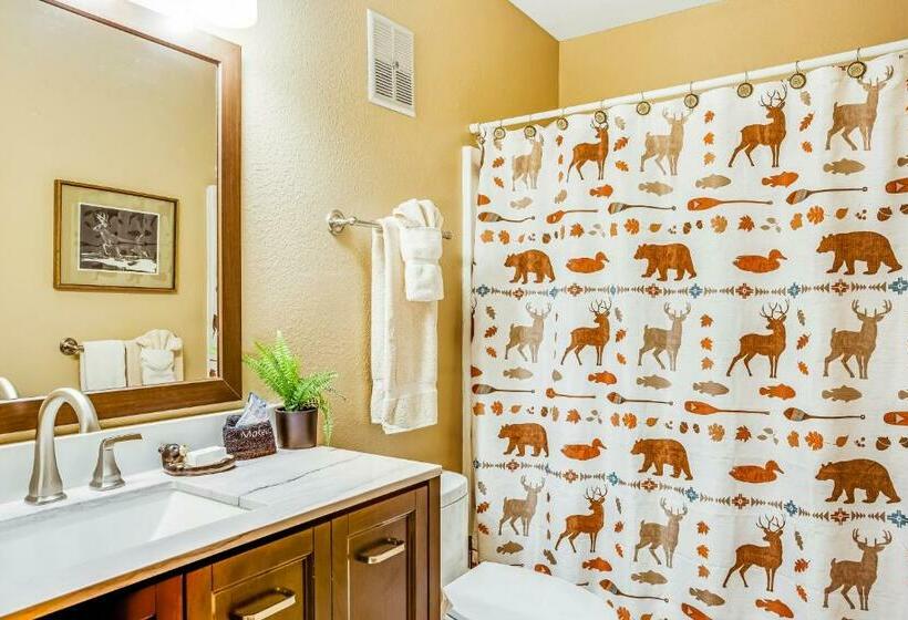 فندق 86 Pole Bridge Condominium