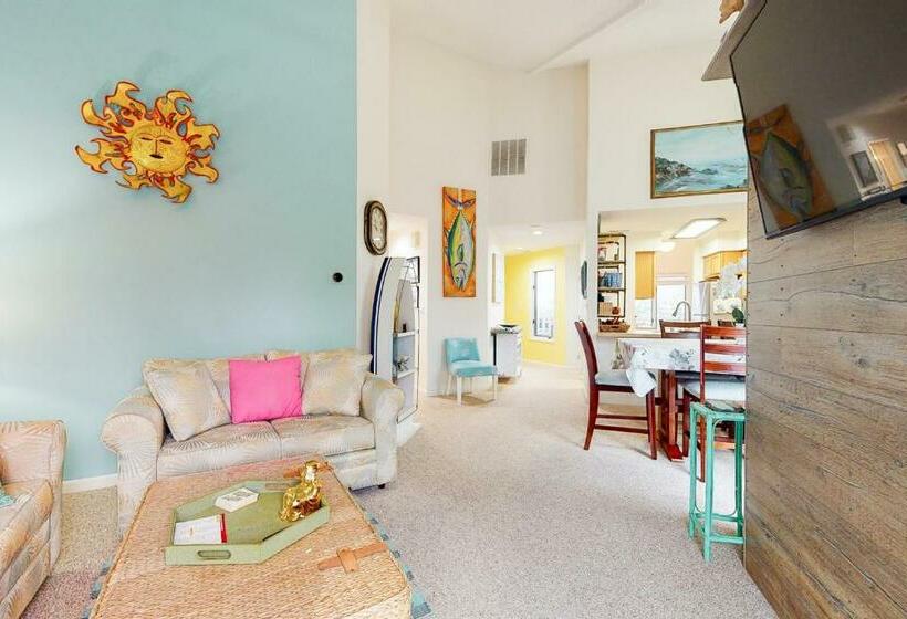 فندق East Of The Sun   39680 East Sun #826