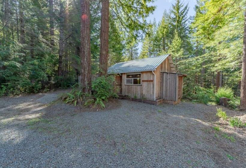 Отель Dear Ol  Dad S Cabin