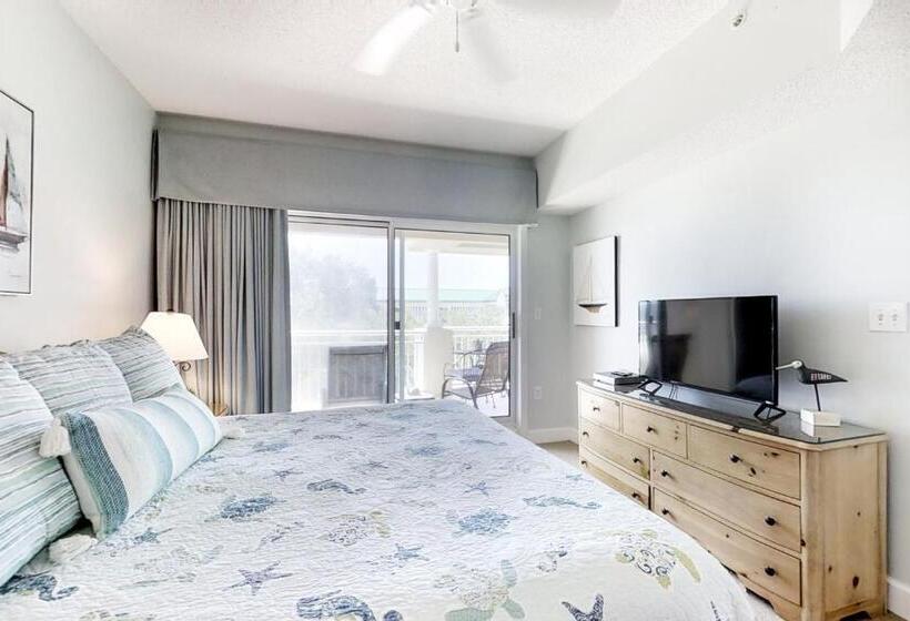 هتل Hampton Place 5501