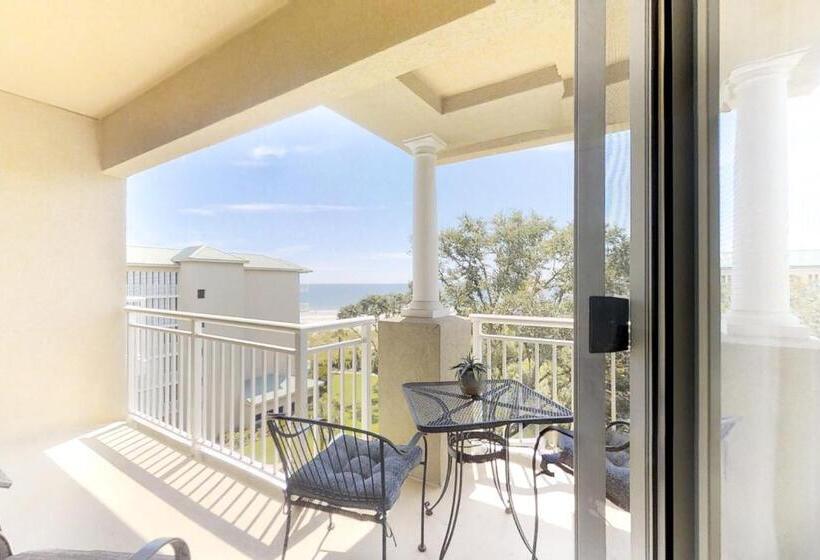 هتل Hampton Place 5501