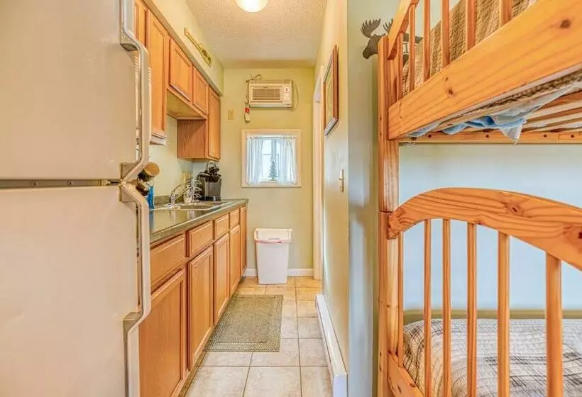 Hotelli Moosehead Condo Unit #5