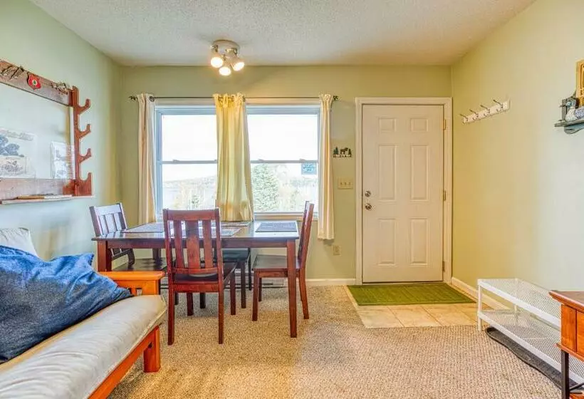 Hotelli Moosehead Condo Unit #5