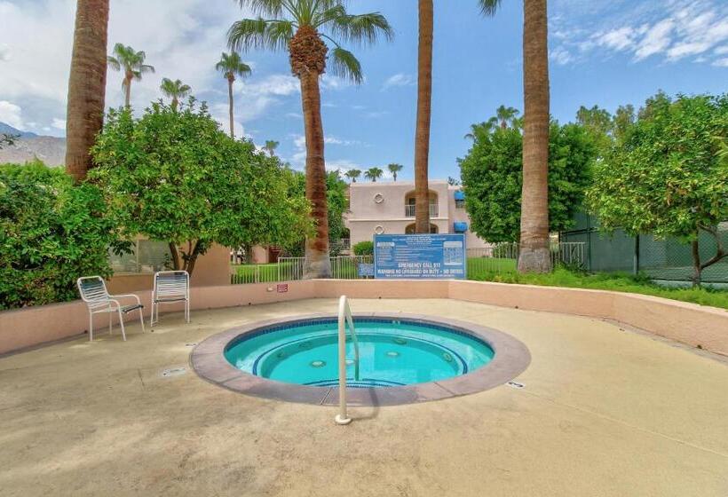 هتل Sunny Palm Springs Retreat Permit# 58428
