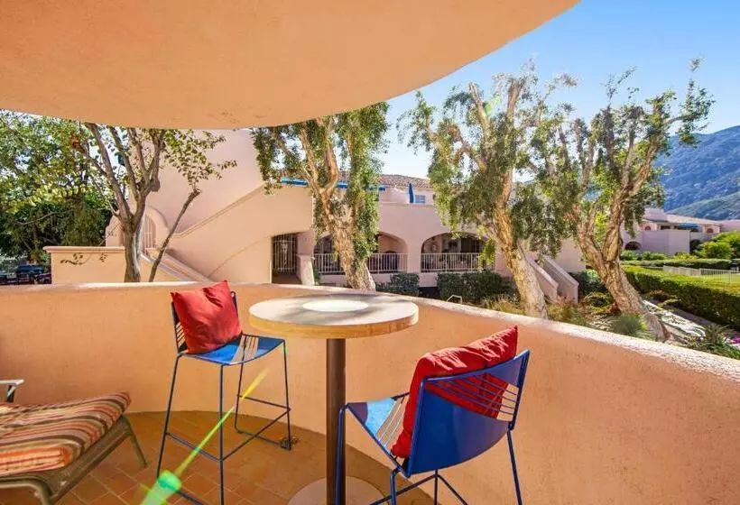 Hotelli Sunny Palm Springs Retreat Permit# 58428