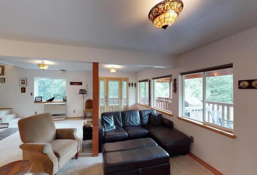 Отель Jewel Chalet