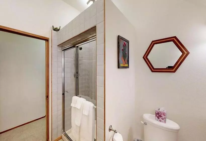 Hotelli Jewel Chalet