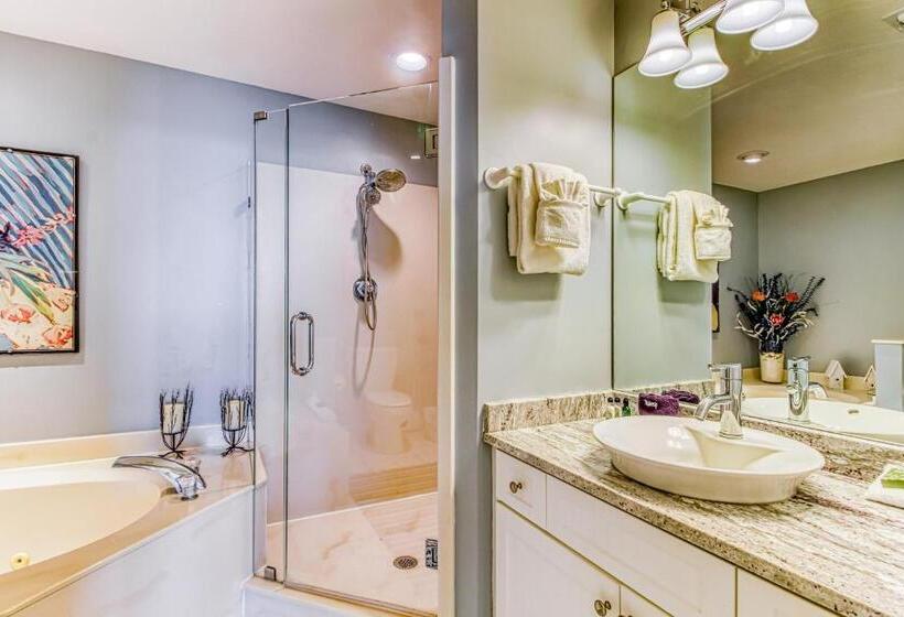 هتل Sterling Sands 809 Destin