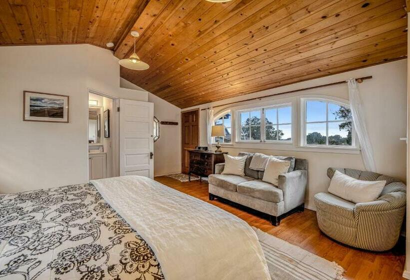 Отель Caspar S Little Retreat