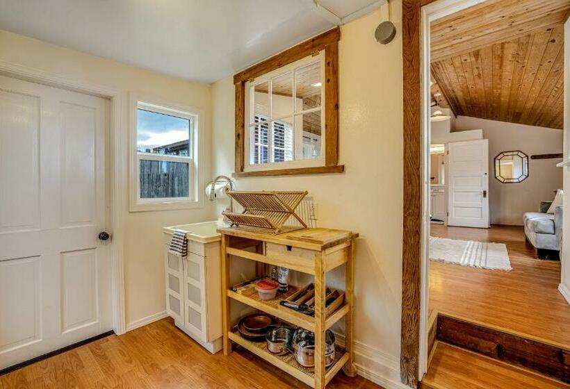 Отель Caspar S Little Retreat