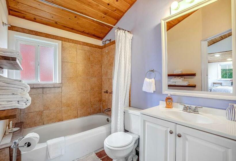 Отель Caspar S Little Retreat