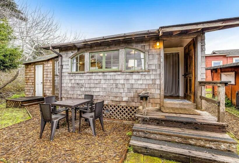 Отель Caspar S Little Retreat