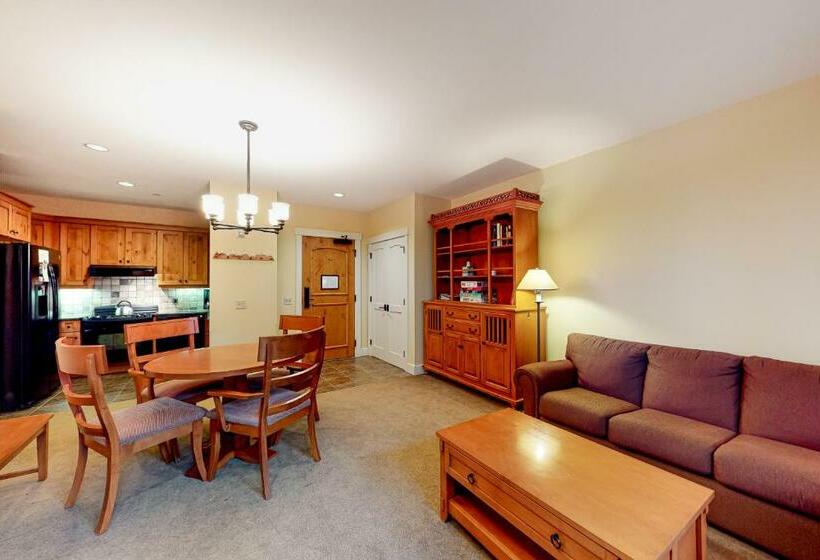 ホテル Founders Lodge 209