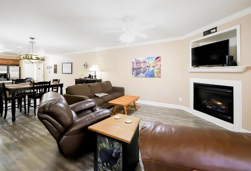 호텔 The Bears Den