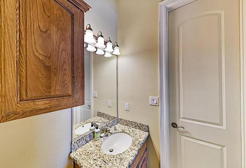 فندق The Waves #a1