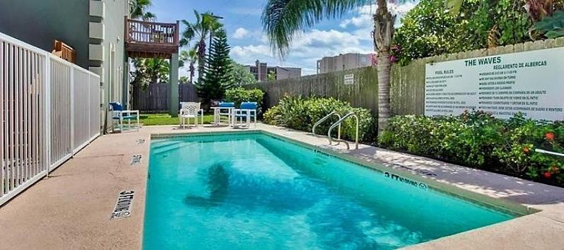 فندق The Waves #a1