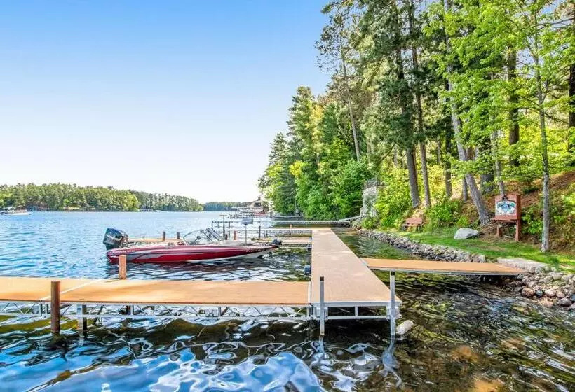 ホテル Lake Minocqua Lakeview