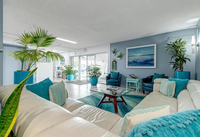 هتل Sandpiper Tower 606