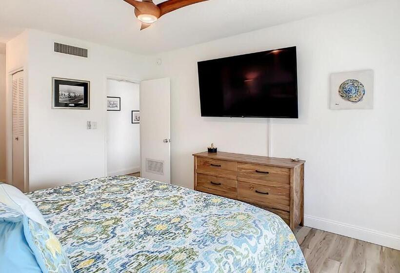 هتل Sandpiper Tower 606