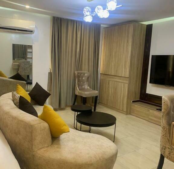 هاستل Yp George